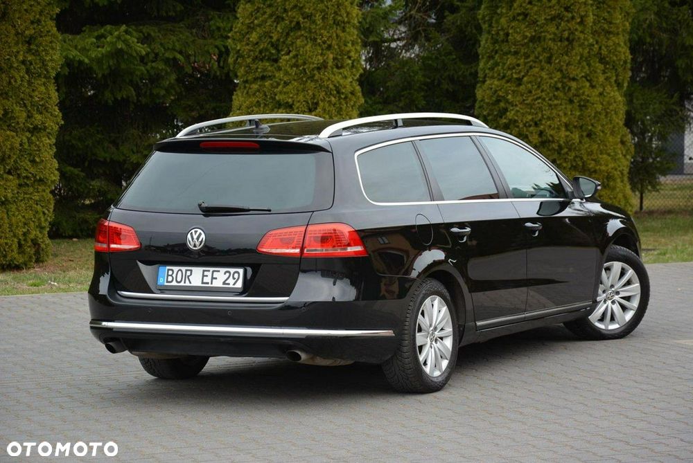 Volkswagen Passat - 13