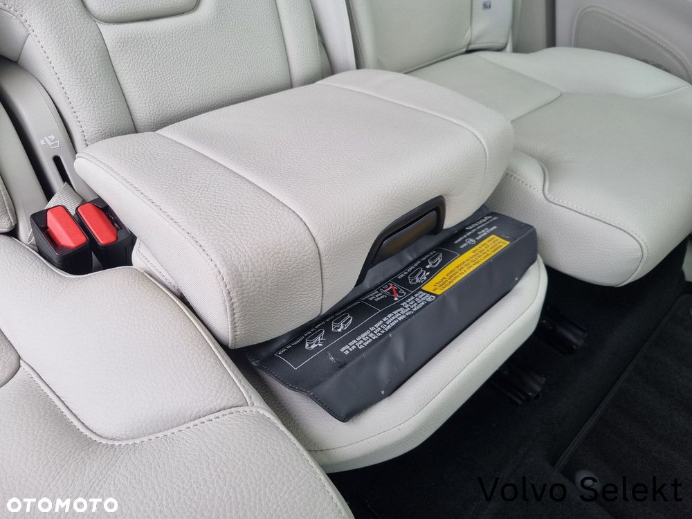 Volvo XC 90 B5 B AWD Plus Bright - 19