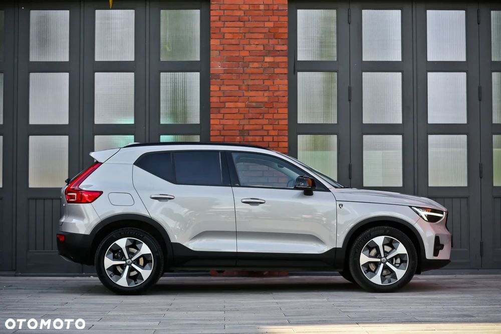 Volvo XC 40 B4 AWD Ultimate Bright - 2