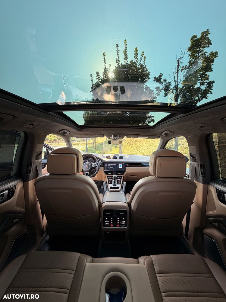 Porsche Cayenne - 9
