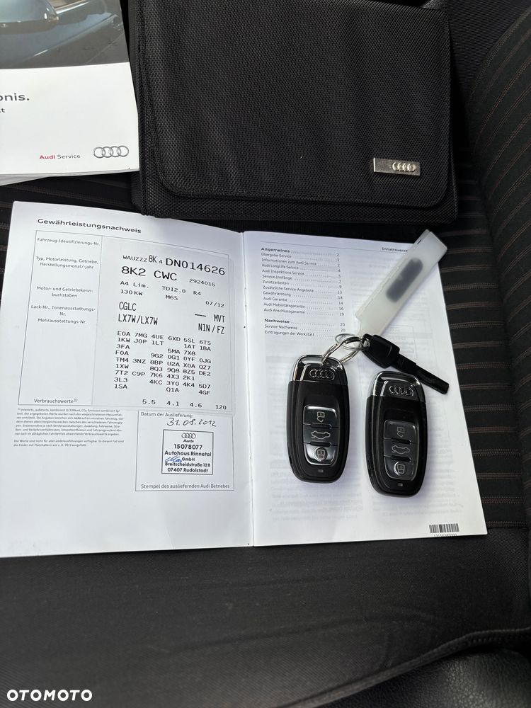 Audi A4 Limousine - 8