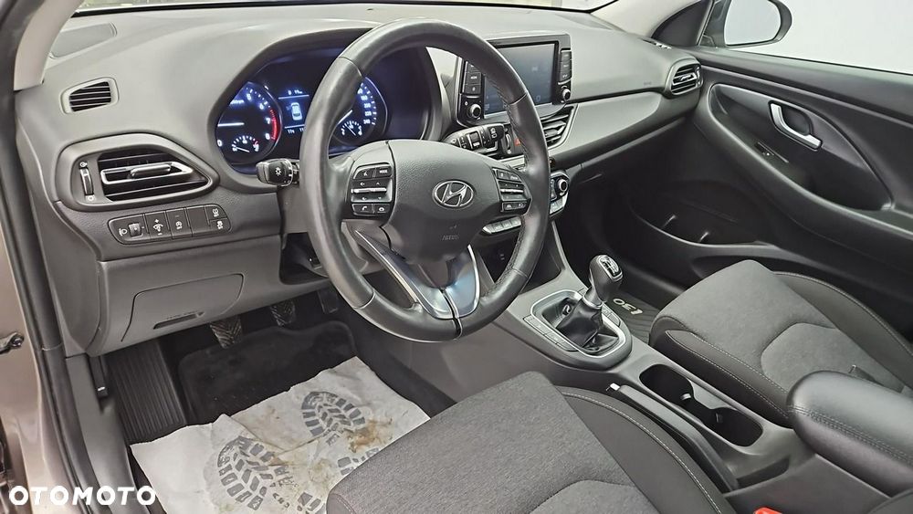 Hyundai i30 1.0 T-GDI Smart - 9