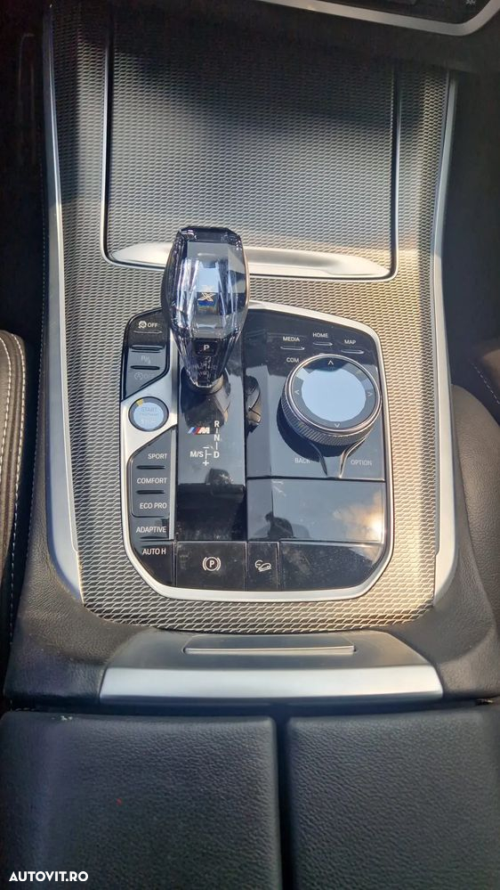 BMW X5 M M50i - 11