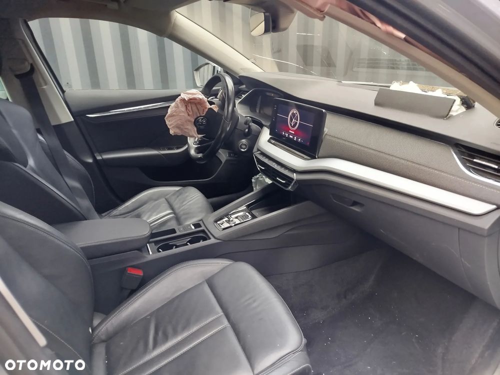 Skoda Octavia 2.0 TDI SCR L&K DSG - 5