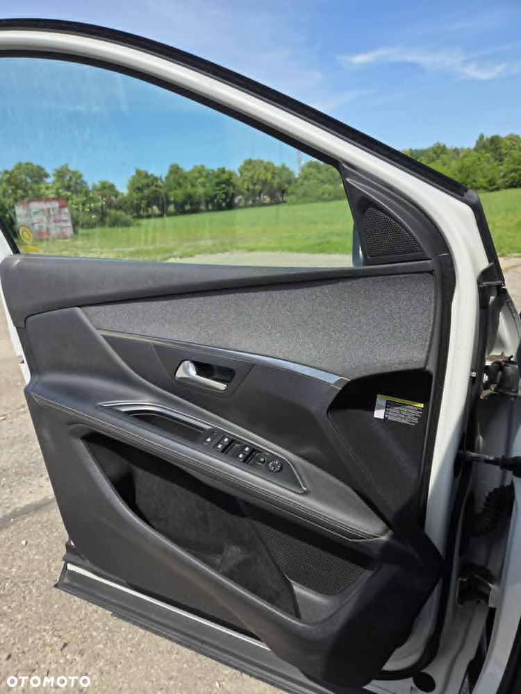 Peugeot 3008 1.5 BlueHDi GT Pack S&S EAT8 - 18