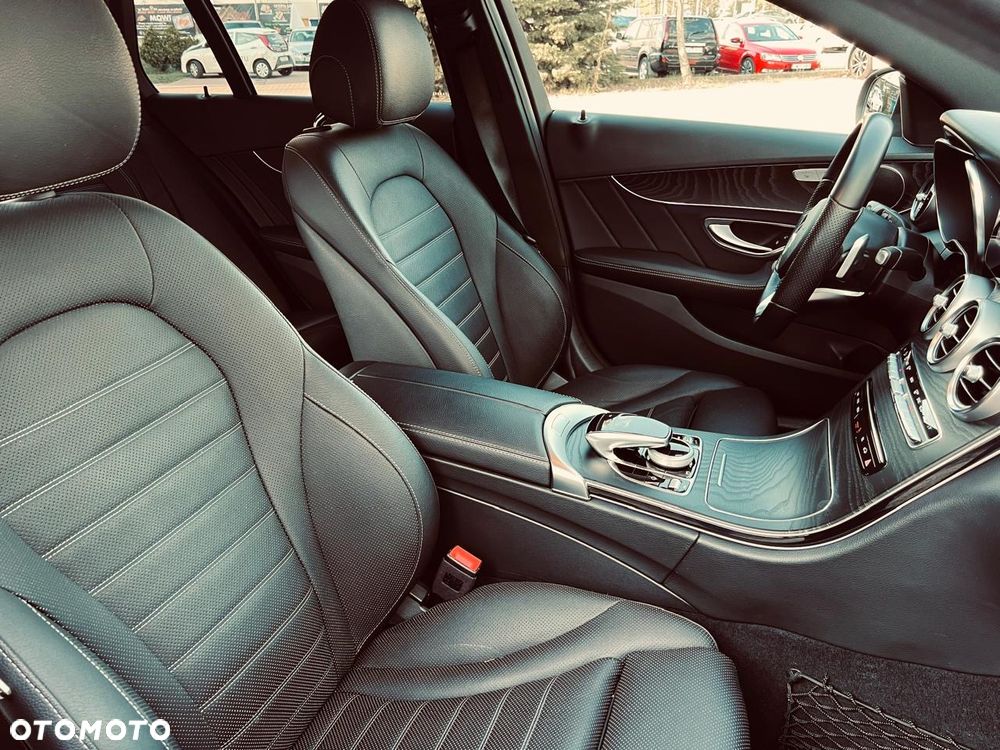 Mercedes-Benz Klasa C 220 d 4MATIC 9G-TRONIC - 16