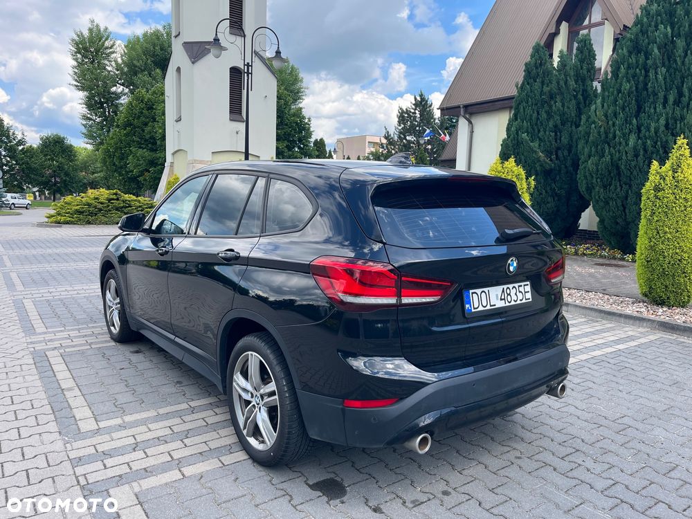 BMW X1 xDrive18d Business Edition - 8