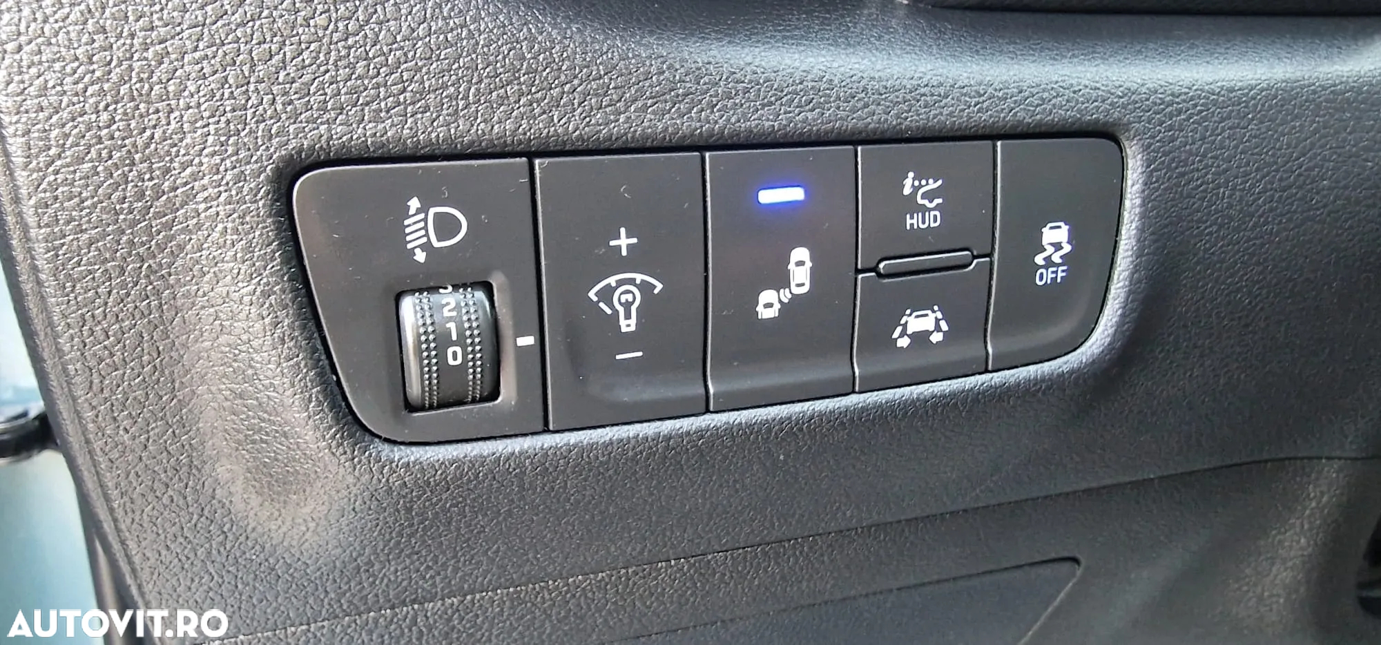 Hyundai KONA 1.6 CRDi DCT Premium - 21