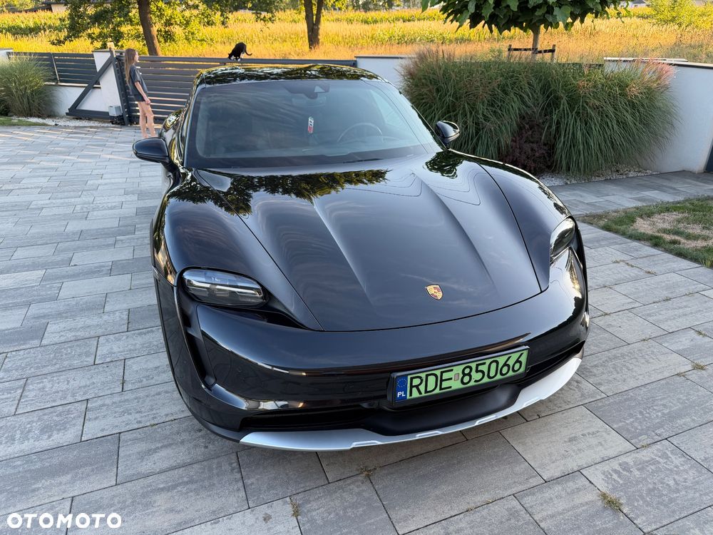 Porsche Taycan 4S Performance Plus - 7