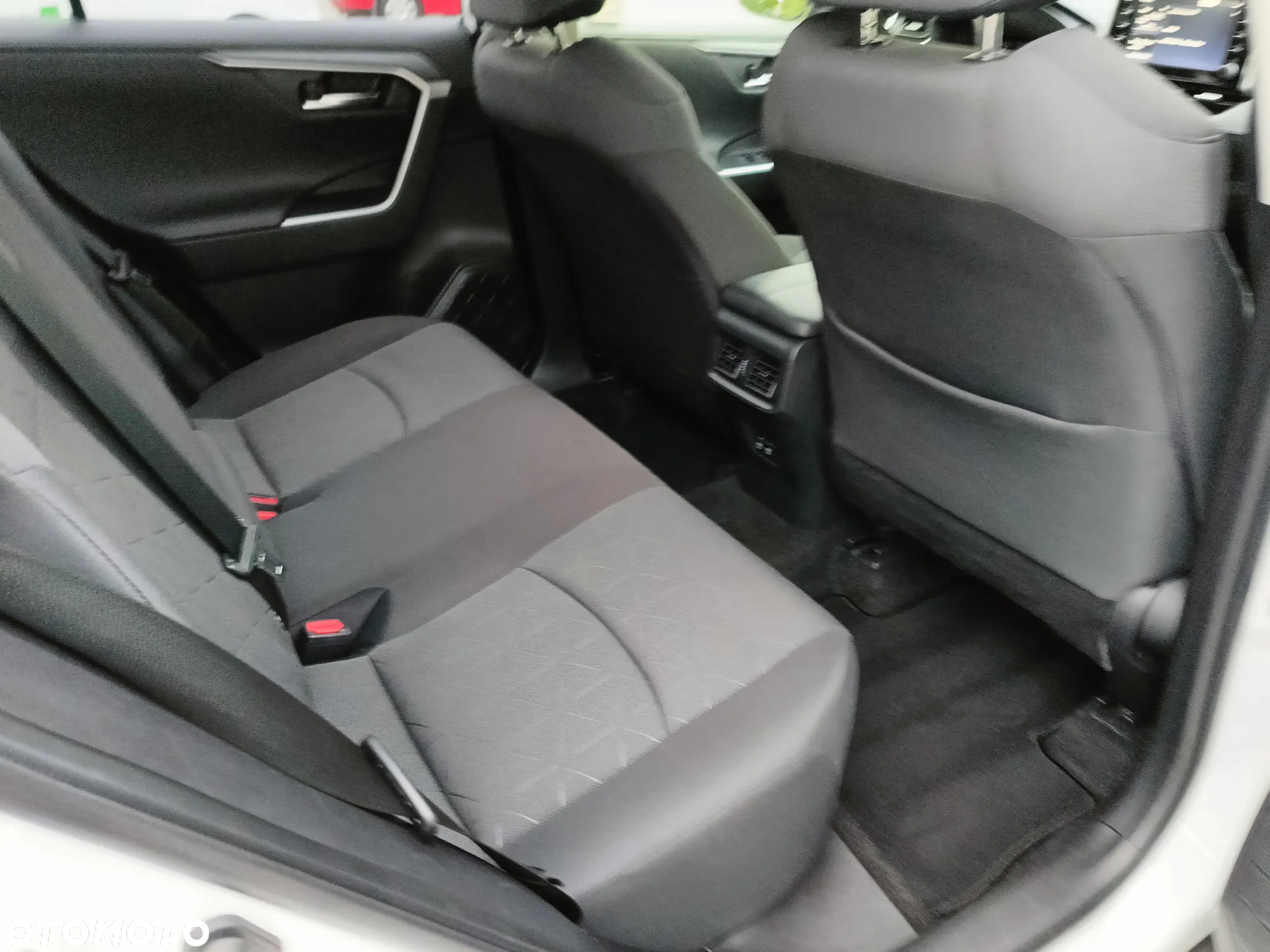 Toyota RAV4 2.0 Comfort 4x2 - 17