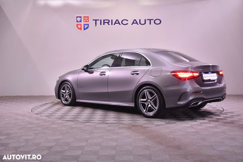 Mercedes-Benz A 220 4MATIC MHEV 8G-DCT Sedan - 3