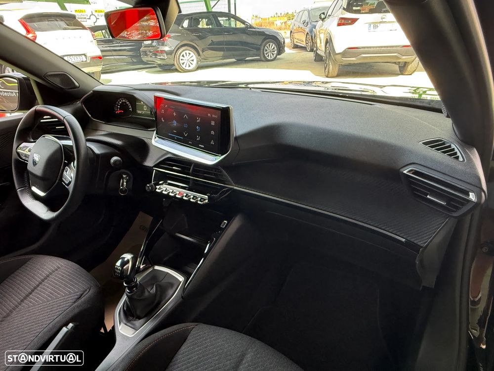 Peugeot 2008 1.2 Style - 25