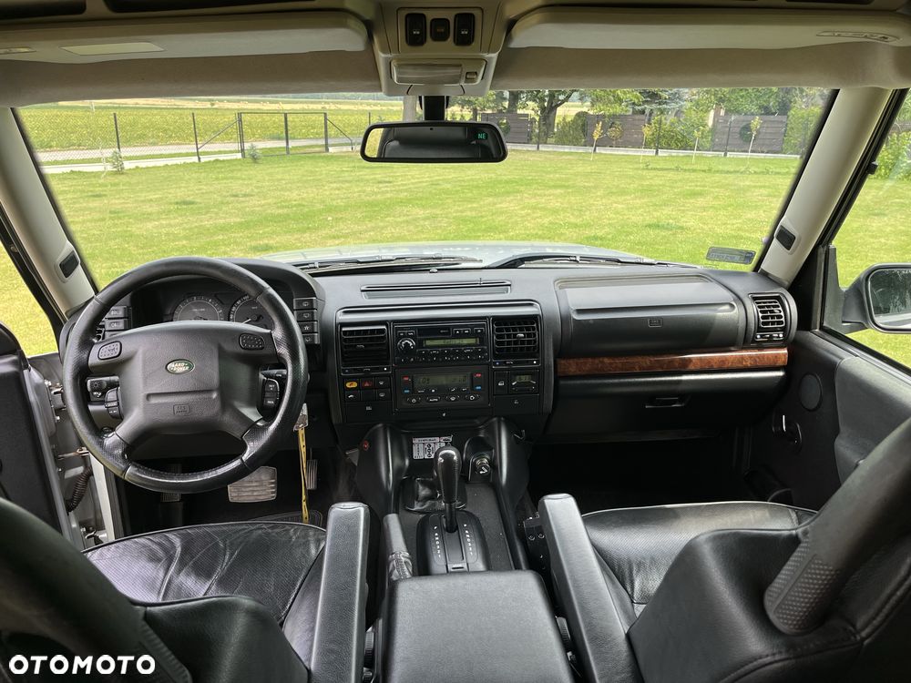 Land Rover Discovery - 3