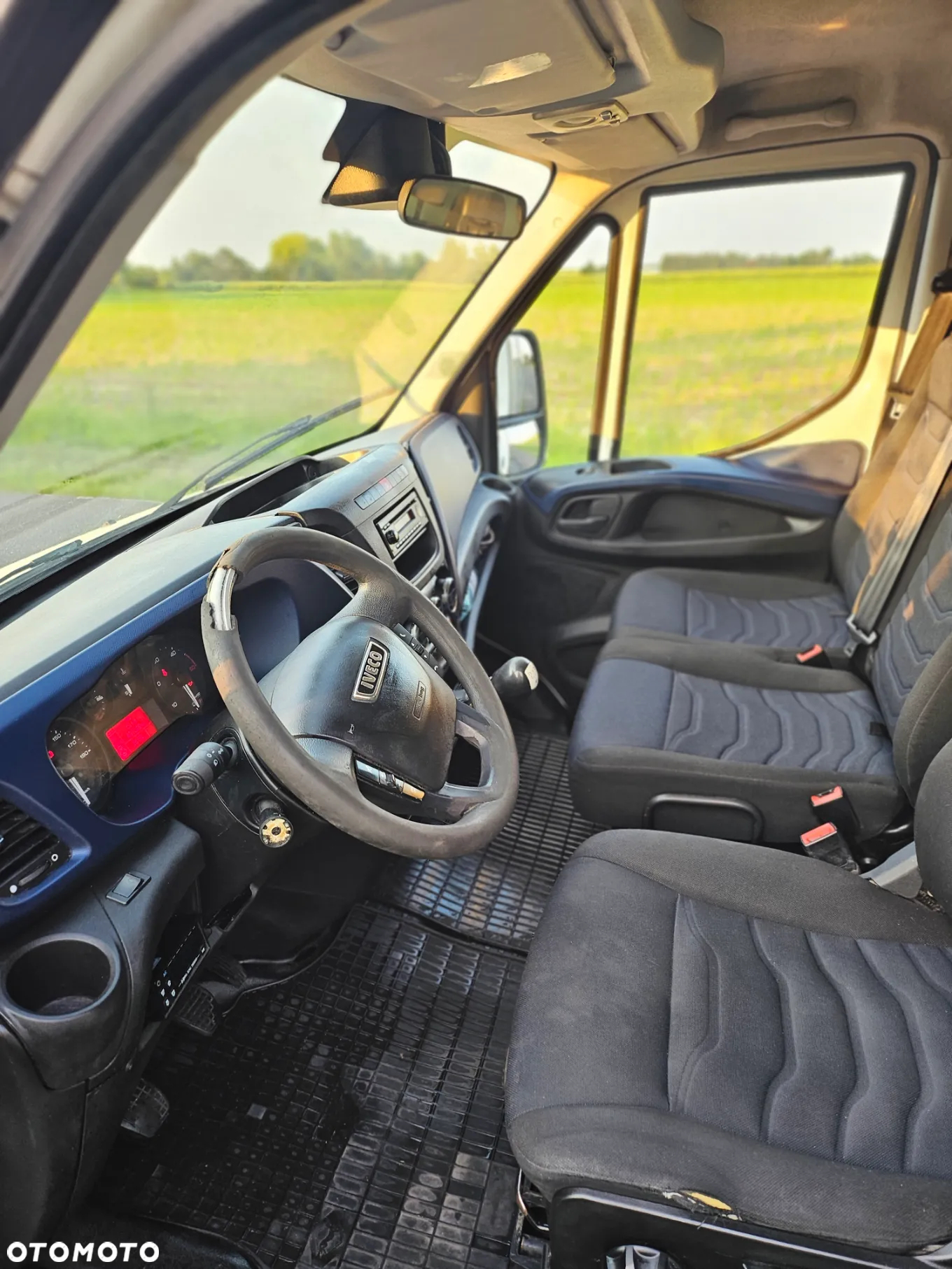 Iveco DAYLI 35C15 - 7