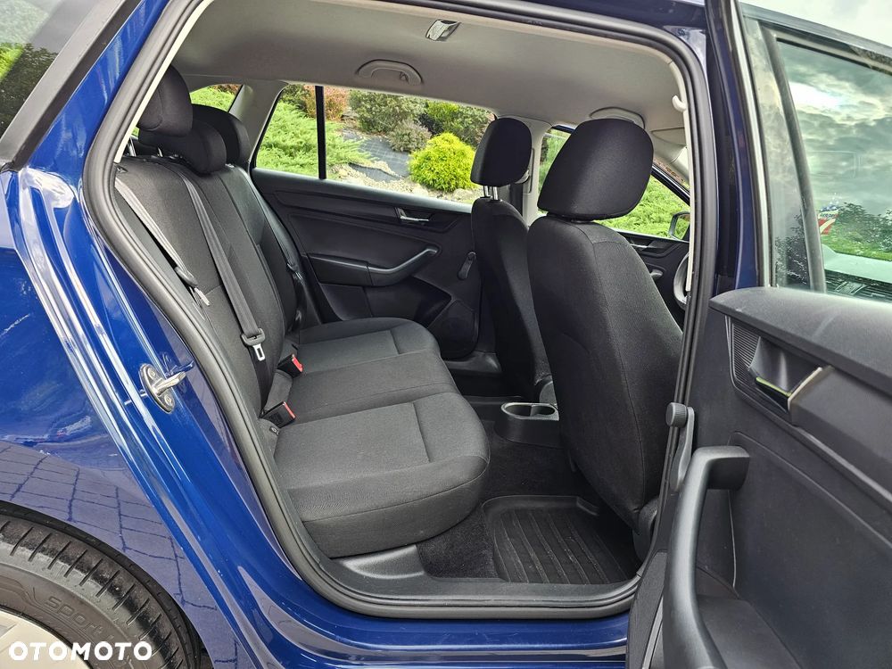 Skoda RAPID 1.4 TDI DPF Ambition - 10