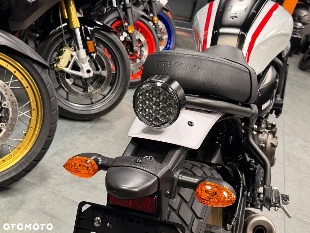 Yamaha XSR - 12