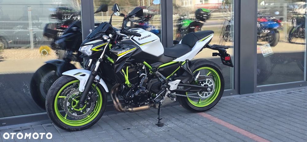 Kawasaki Z 650 - 24