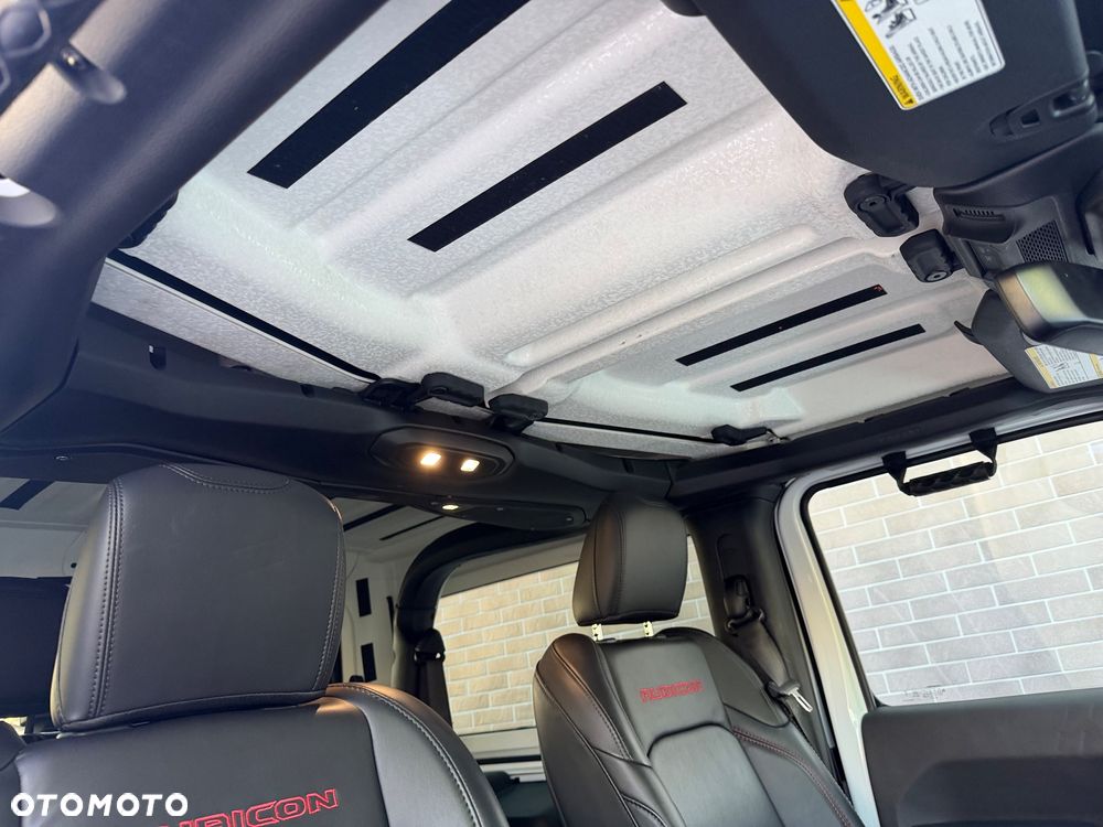 Jeep Wrangler - 29