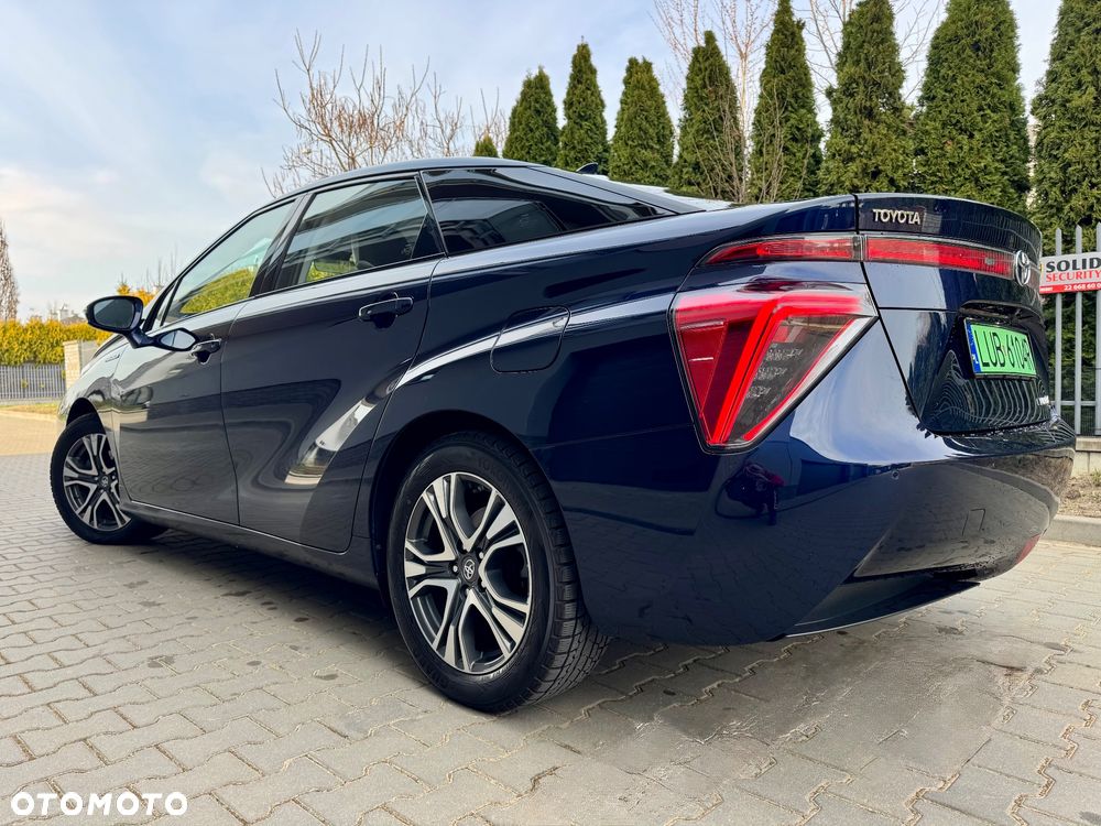 Toyota Mirai - 7