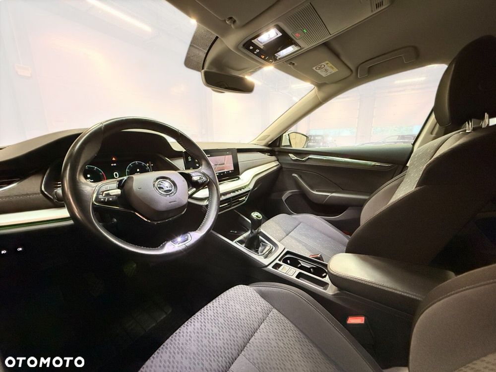 Skoda Octavia 1.5 TSI ACT Style - 16