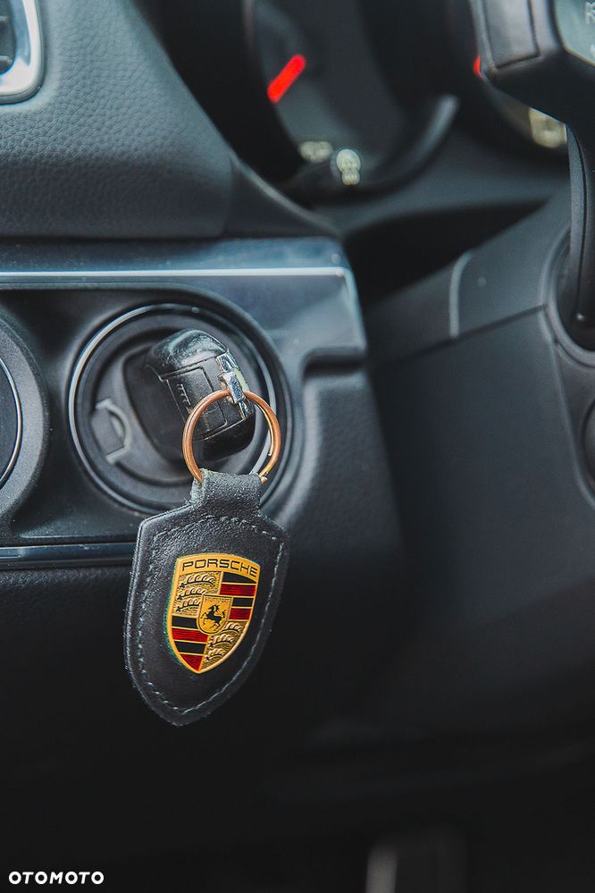 Porsche Cayman PDK - 30