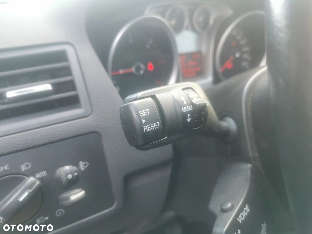 Ford Kuga 2.0 TDCi 4x4 Titanium - 19