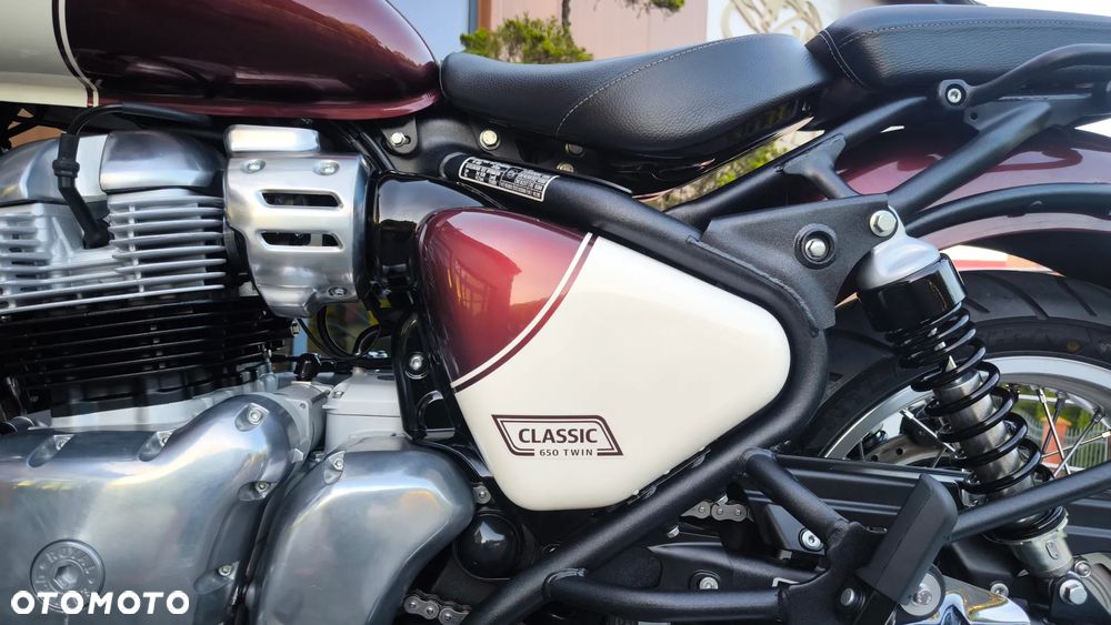Royal Enfield Classic - 35