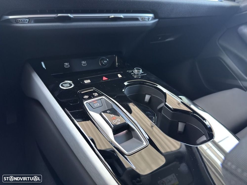 Audi A6 Avant 40 TDI S line S tronic - 34