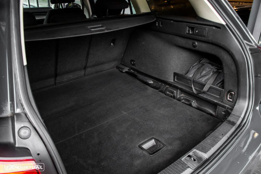 VW Passat Variant 1.6 TDI (BlueMotion ) Comfortline - 29