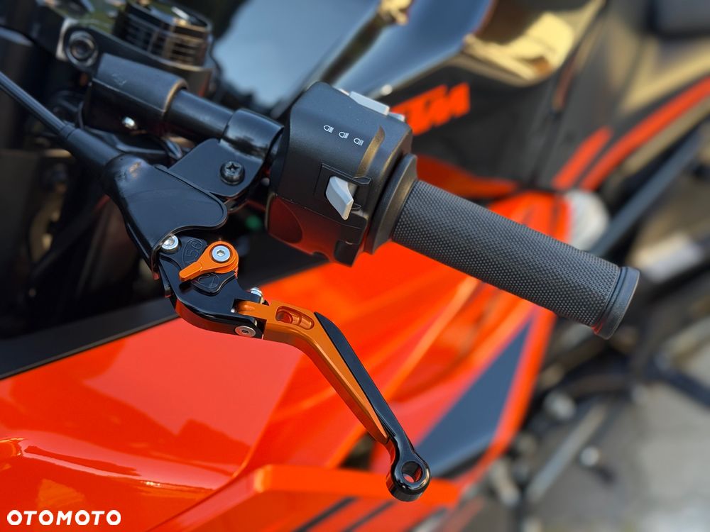 KTM RC 125 - 26