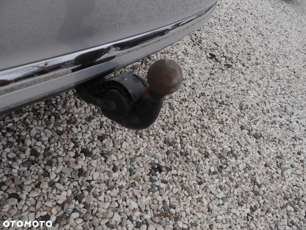 Volkswagen Passat 2.0 TDI BlueMotion Technology Highline - 24