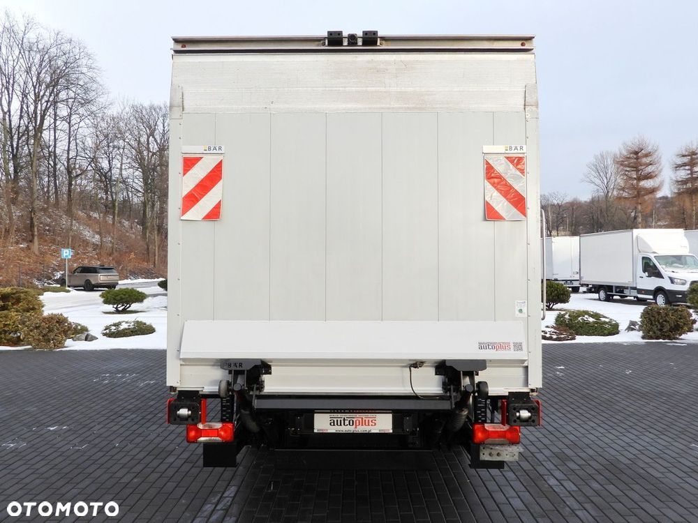 Iveco DAILY 72C18 CHŁODNIA KONTENER -10*C WINDA 9 PALET ZASILANIE 230V TEMPOMAT NAWIGACJA PNEUMATYKA AUTOMAT HI-MATIC BLIŹNIACZE KOŁA KLIMATYZACJA  180KM - 11