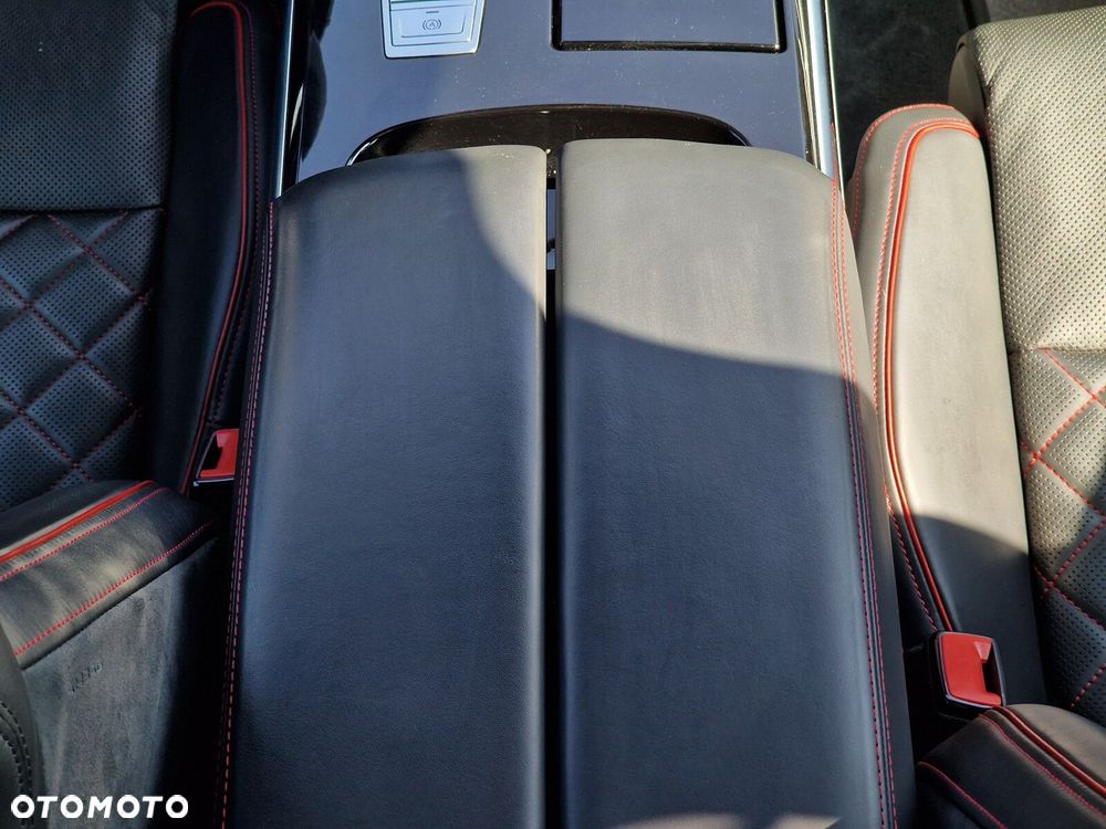 Audi S8 - 23