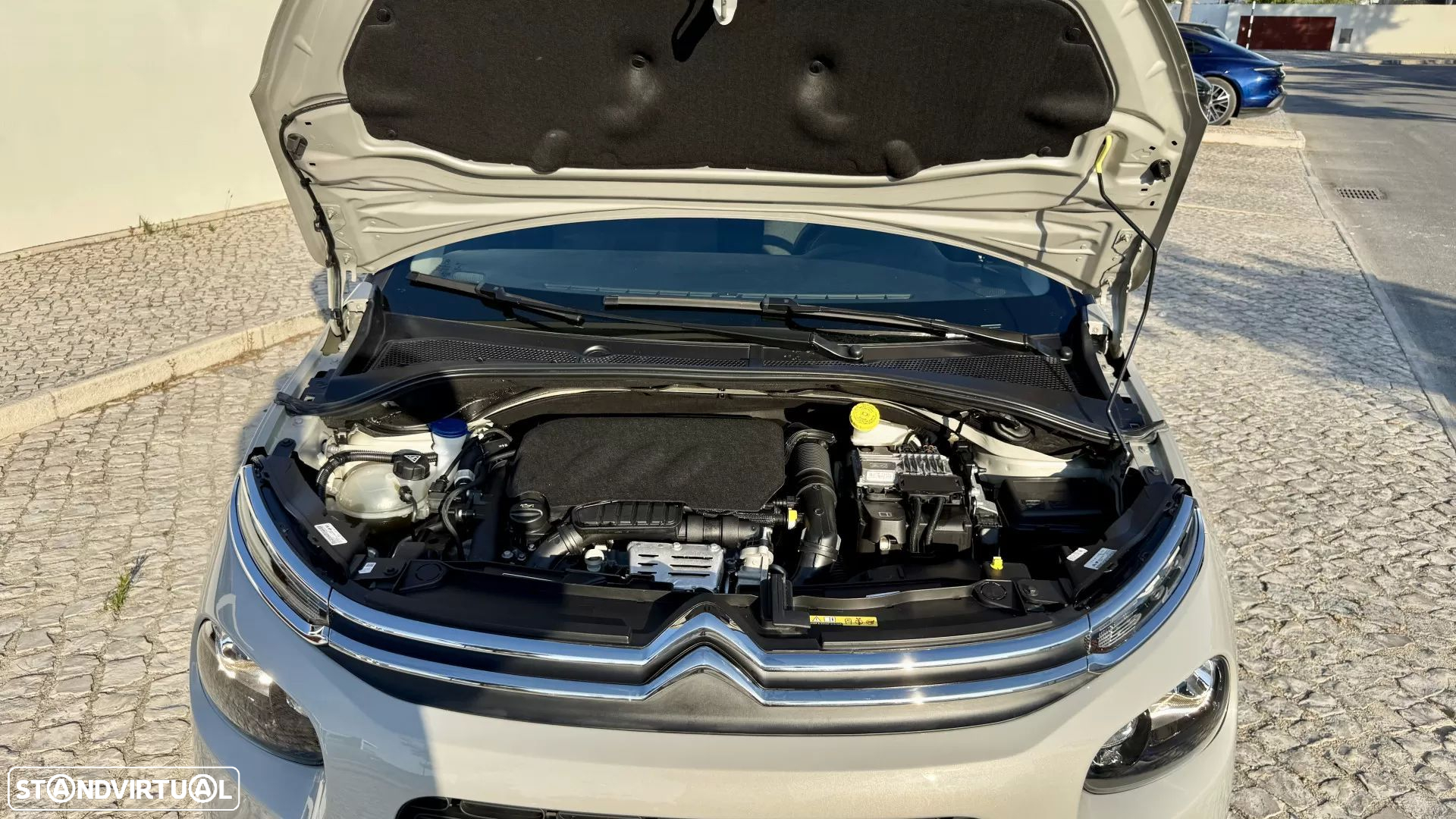 Citroën C3 1.2 PureTech Shine EAT6 - 54