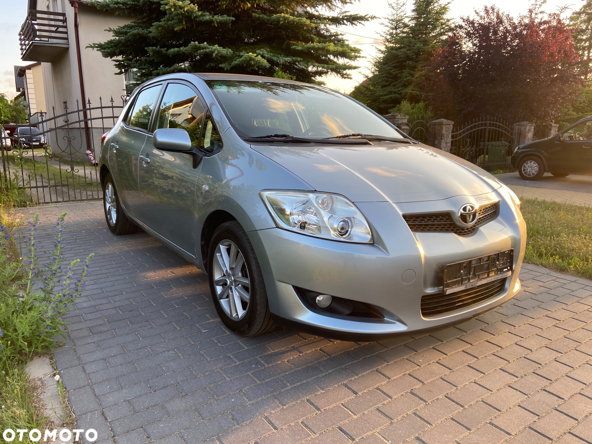 Toyota Auris - 2