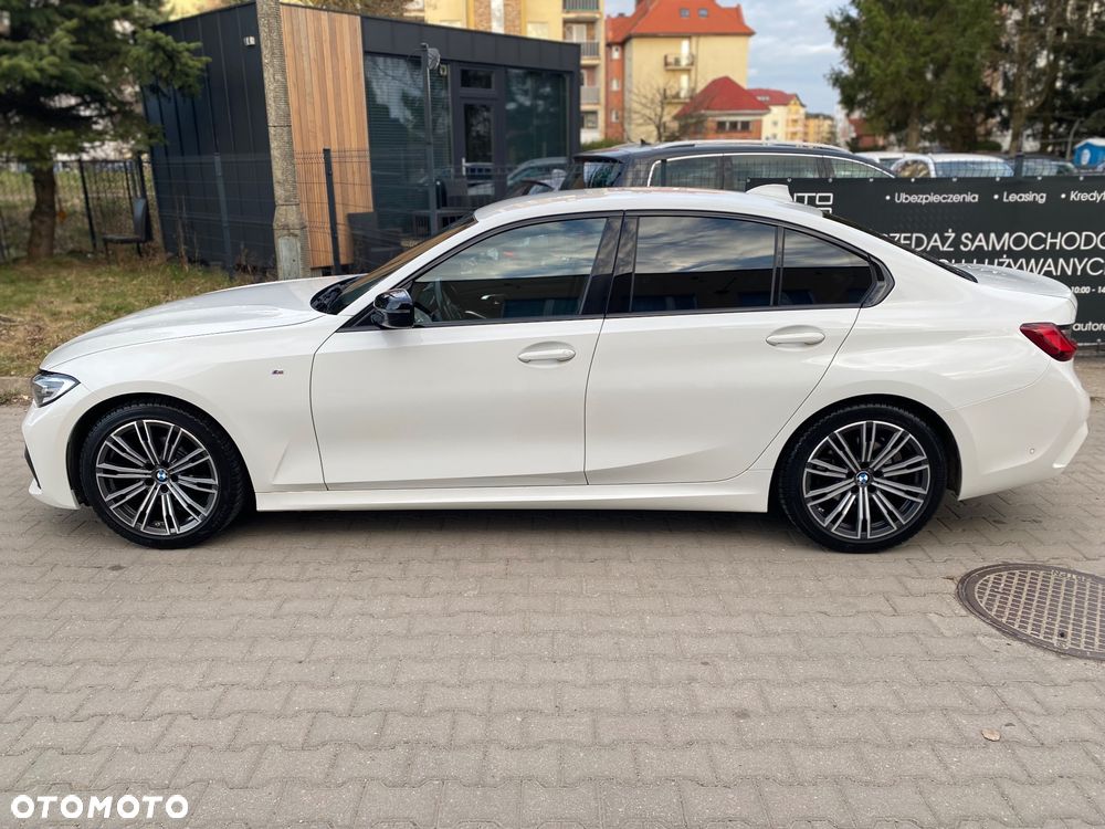BMW Seria 3 318i M Sport - 8