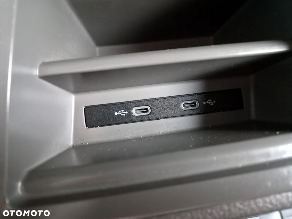 Volkswagen Crafter - 33