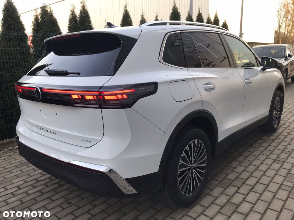 Volkswagen Tiguan - 7