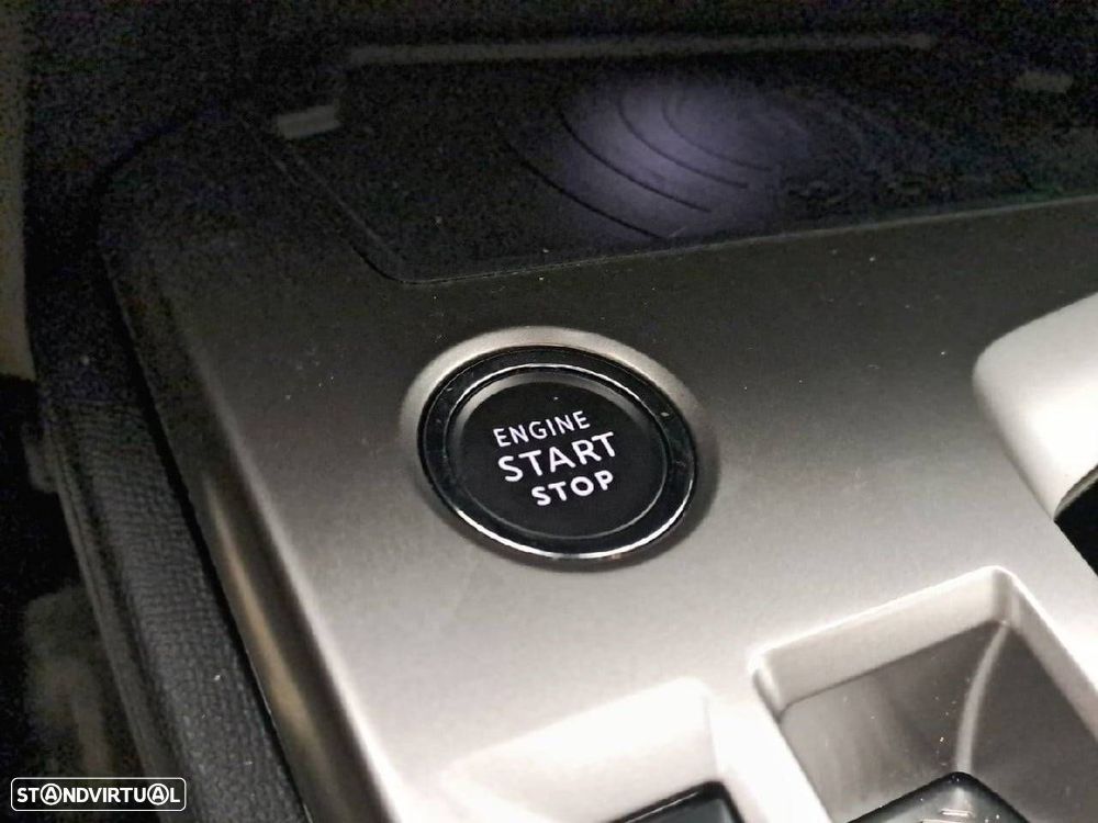 Peugeot 308 1.2 Hybrid Allure e-DCS6 - 18