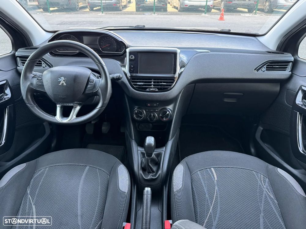 Peugeot 208 1.4 HDi - 7