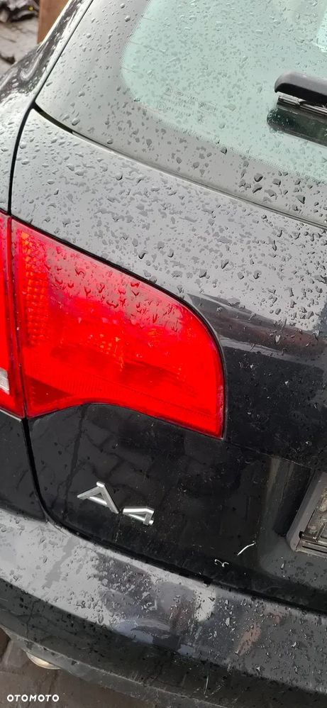 Lampa tylna lewa w klapie Audi A4 B7 kombi - 1