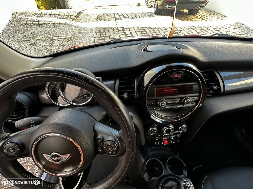 MINI 3 Portas One - 8