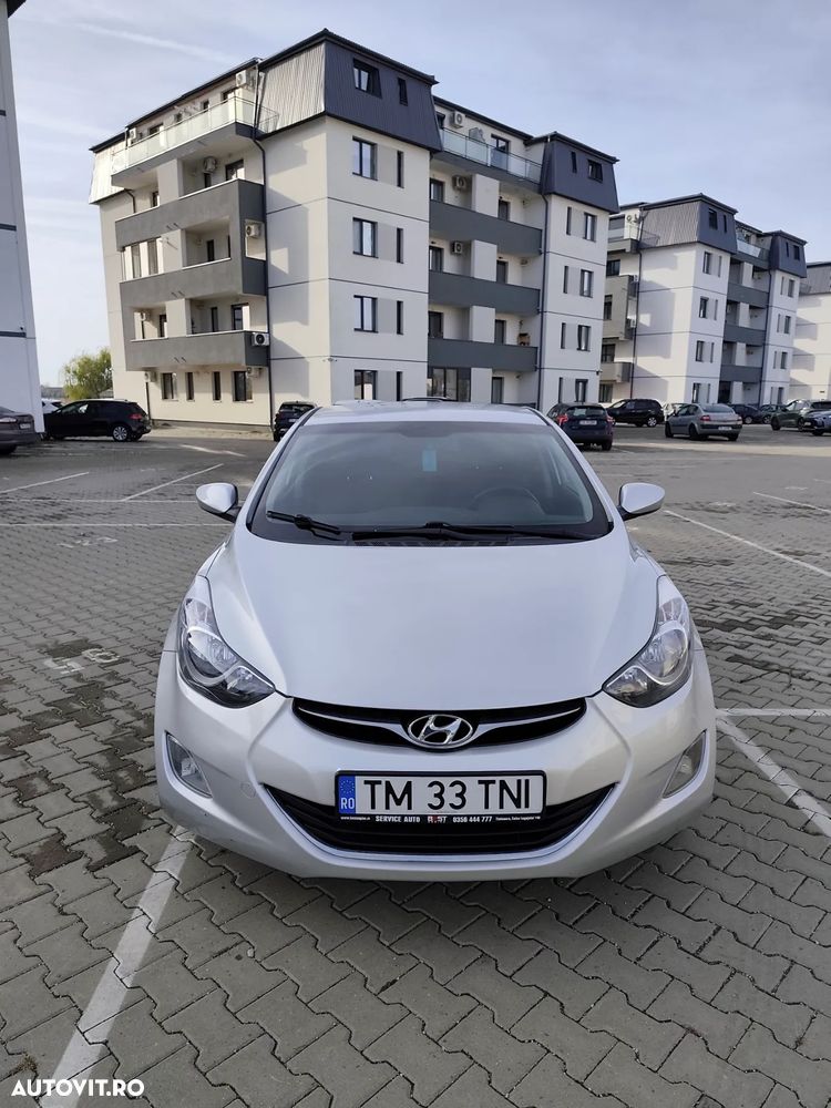 Hyundai Elantra 1.6 MPi - 3