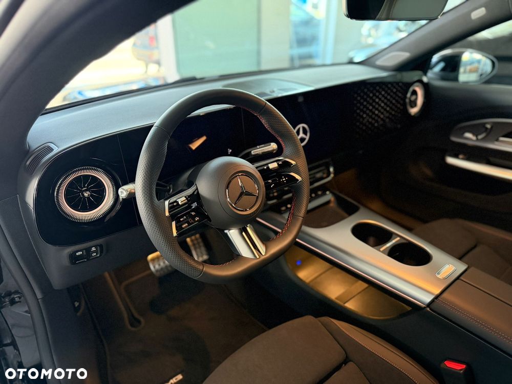 Mercedes-Benz CLA 200 mHEV 8G-DCT - 15