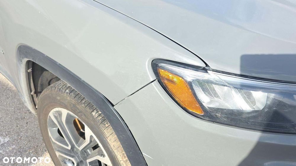 Jeep Compass - 12