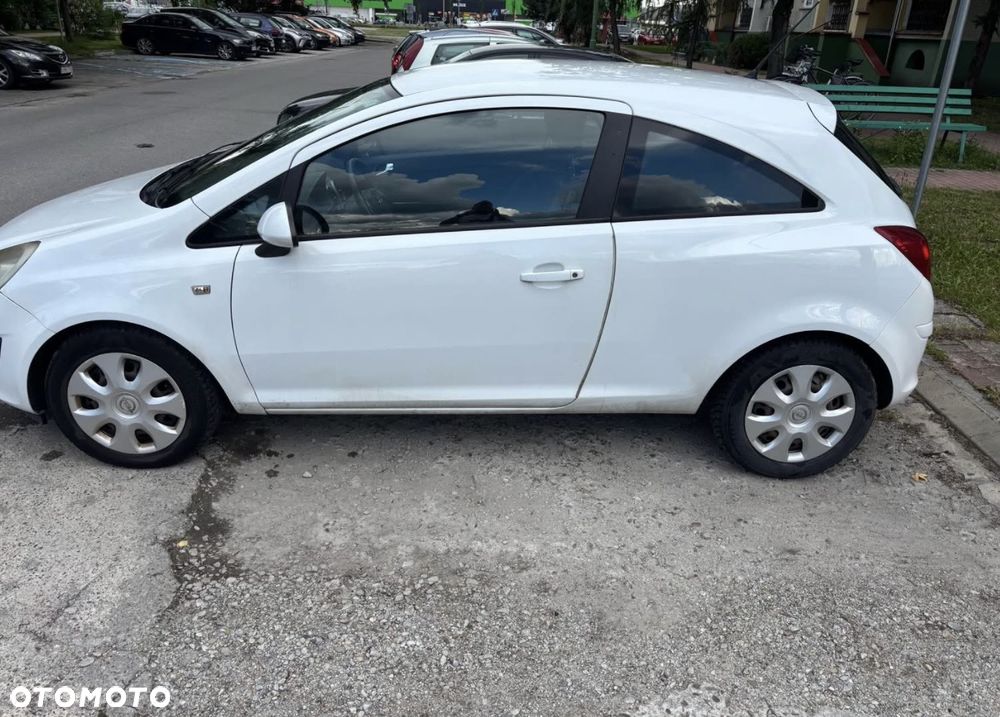 Opel Corsa 1.2 16V 111 - 2