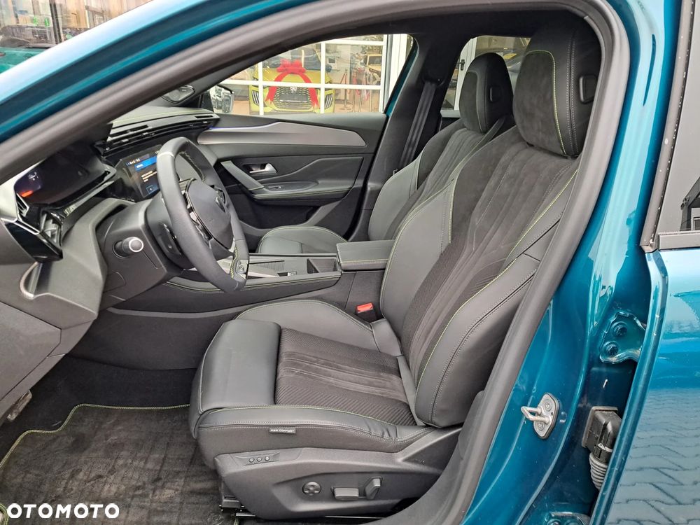 Peugeot 408 1.6 Plug-In Hybrid 180 GT EAT8 - 15