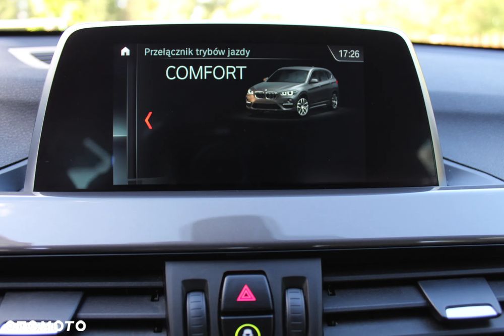 BMW X1 sDrive18i xLine - 34