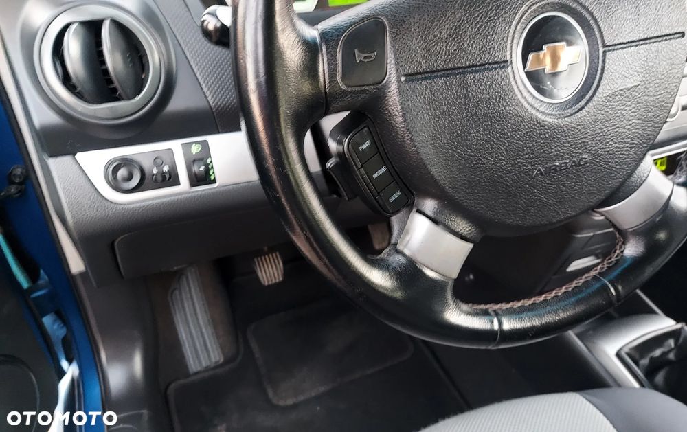 Chevrolet Aveo 1.4 16V LT - 40