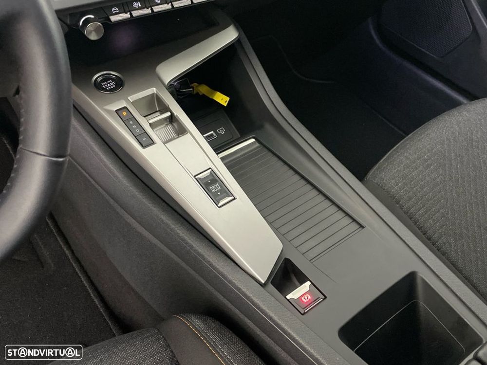 Peugeot 308 SW 1.2 Hybrid Style e-DCS6 - 18